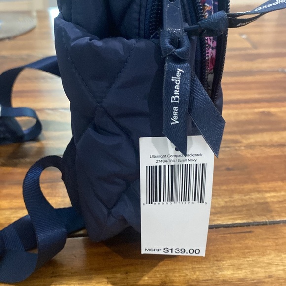 Ultra lightweight compact backpack Navy - Picture 4 of 10